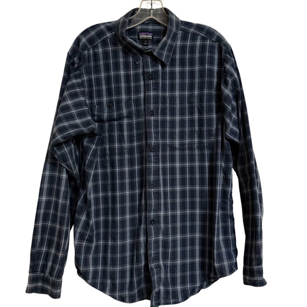 Men's Patagonia Button‎ Up Shirt SZ Medium Cotton Trails Outdoors Hiking